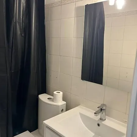 Apartment Foch 3-studio-beziers Centre -wifi -tv Connectee Beziers